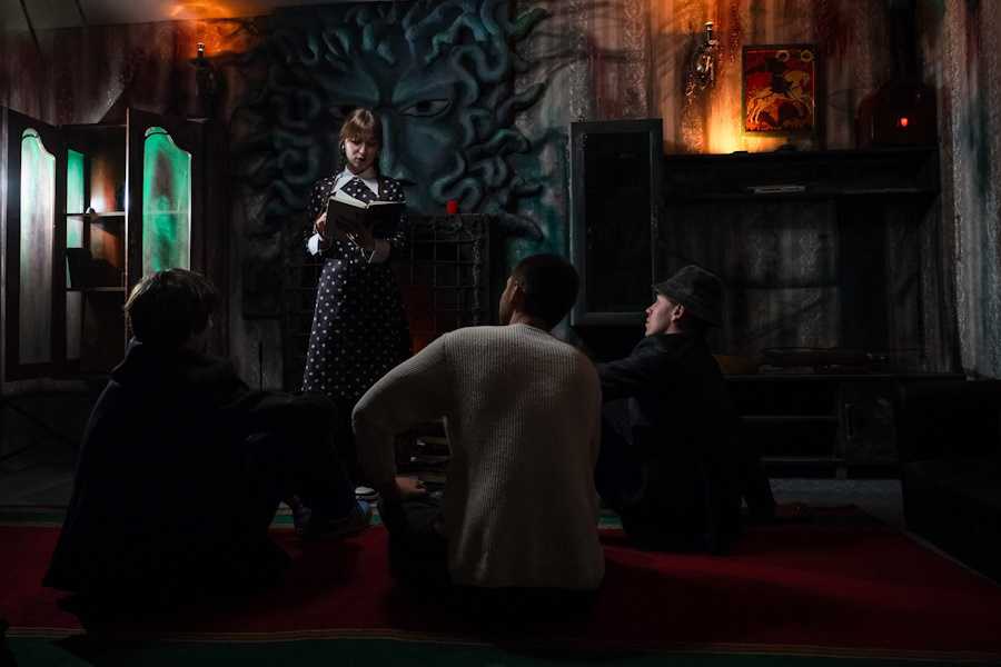 Квест в реальности Семейка Аддамс от компании Фабрика Квестов Квест в реальности Семейка Аддамс от компании Фабрика Квестов